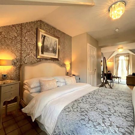 Bowness Bay Suites (Adults Only) Zewnętrze zdjęcie