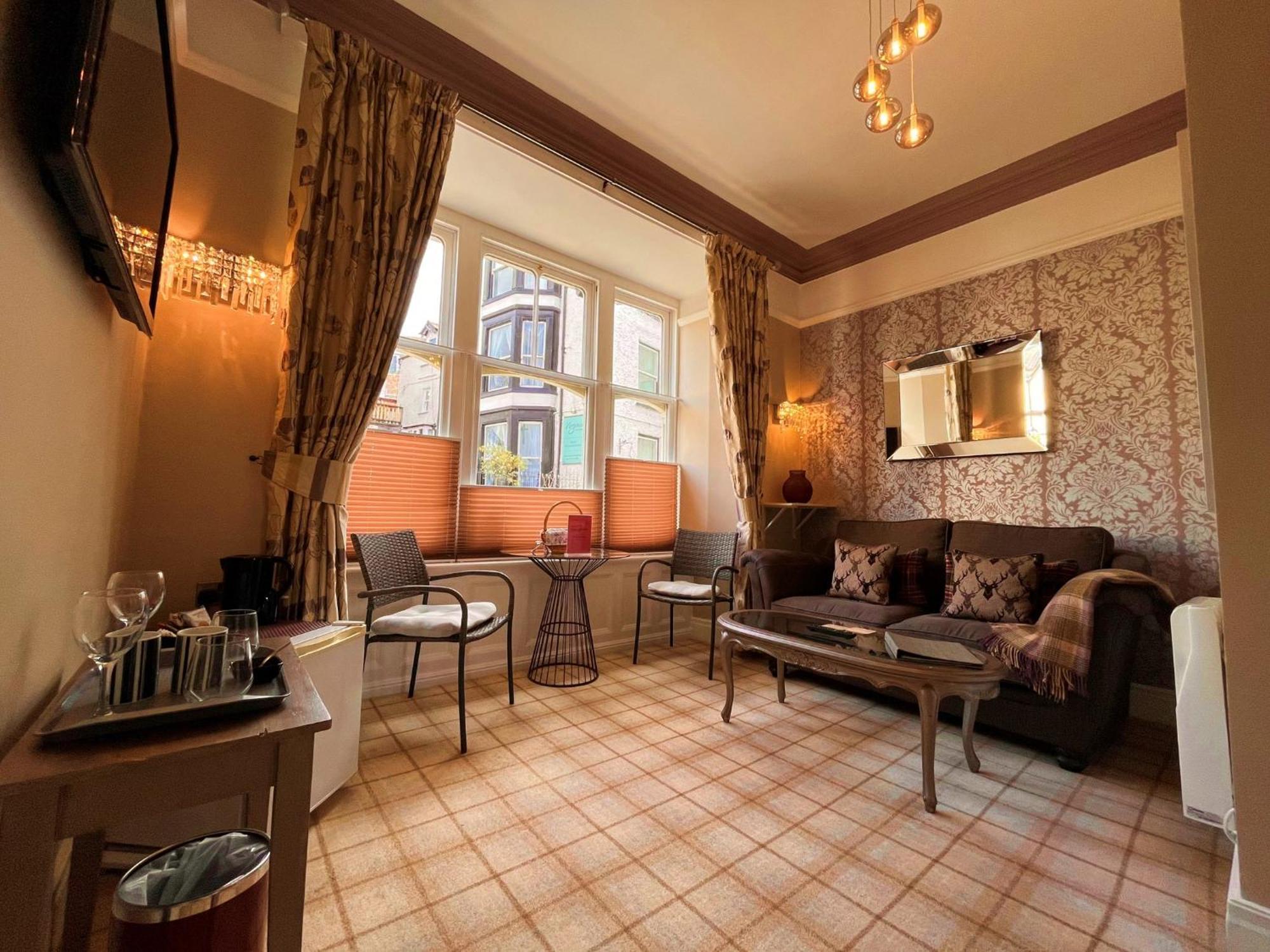 Bowness Bay Suites (Adults Only) Zewnętrze zdjęcie